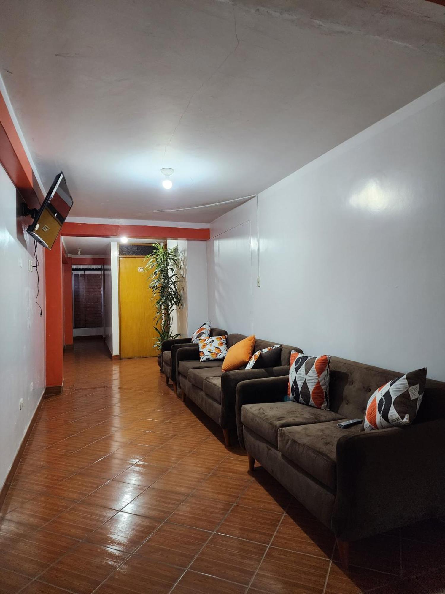 Lhotse Hostel B&B Huaraz  Εξωτερικό φωτογραφία