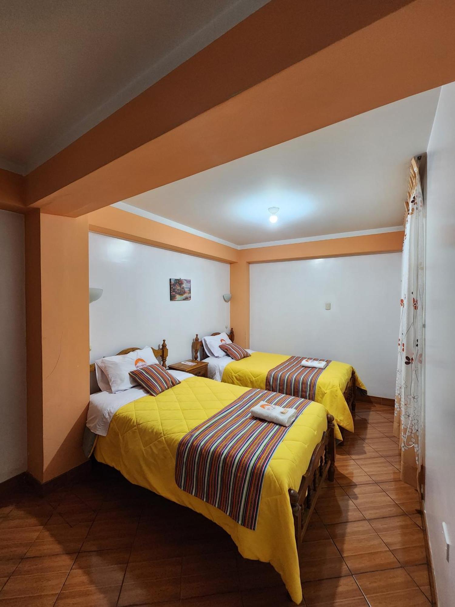 Lhotse Hostel B&B Huaraz  Εξωτερικό φωτογραφία